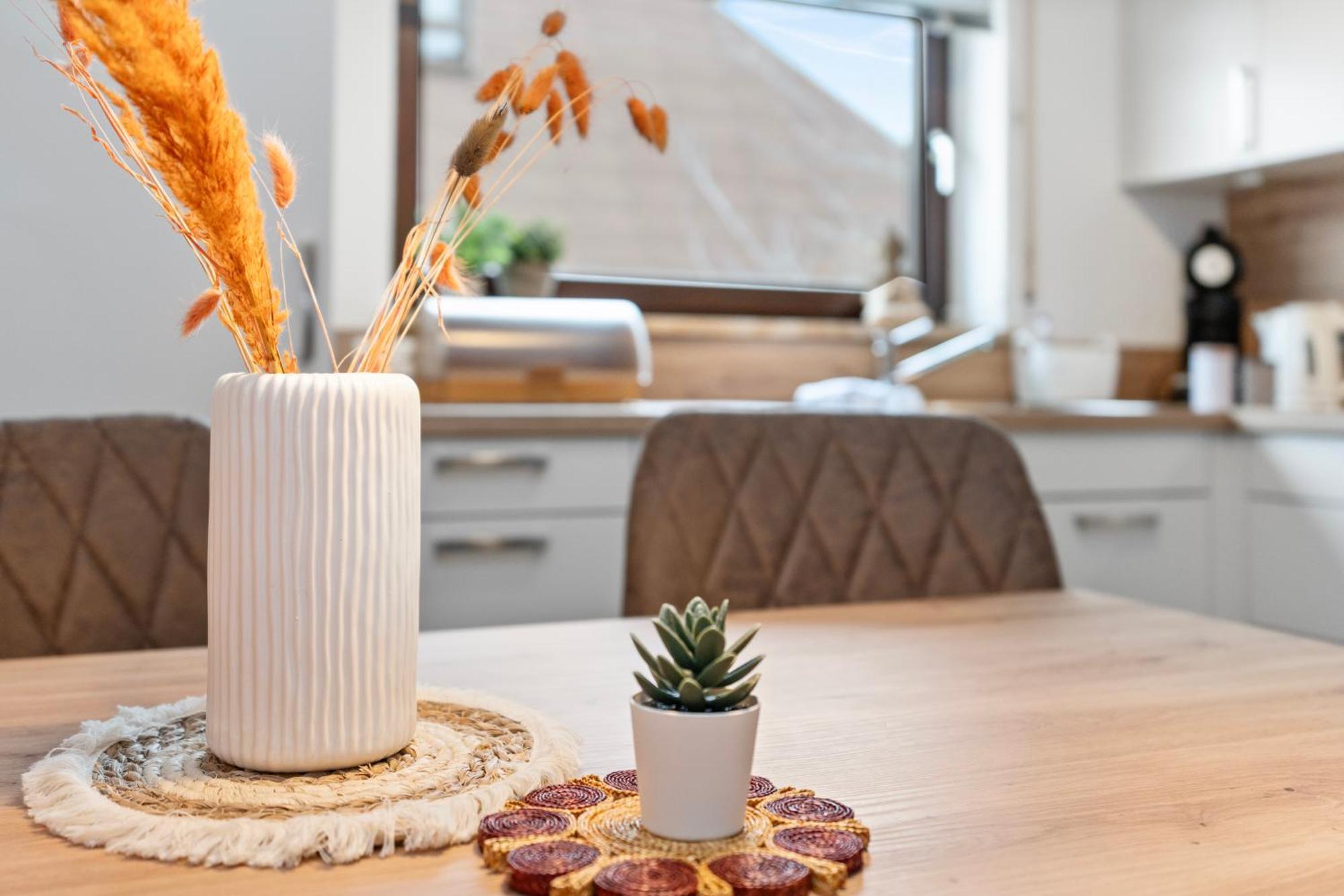 Anytime - Ferienwohnung Tina In Friedrichshafen Am Bodensee Eksteriør billede